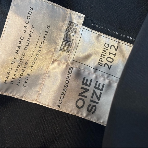 Marc Jacobs Black Tote Bag - Picture 10 of 14